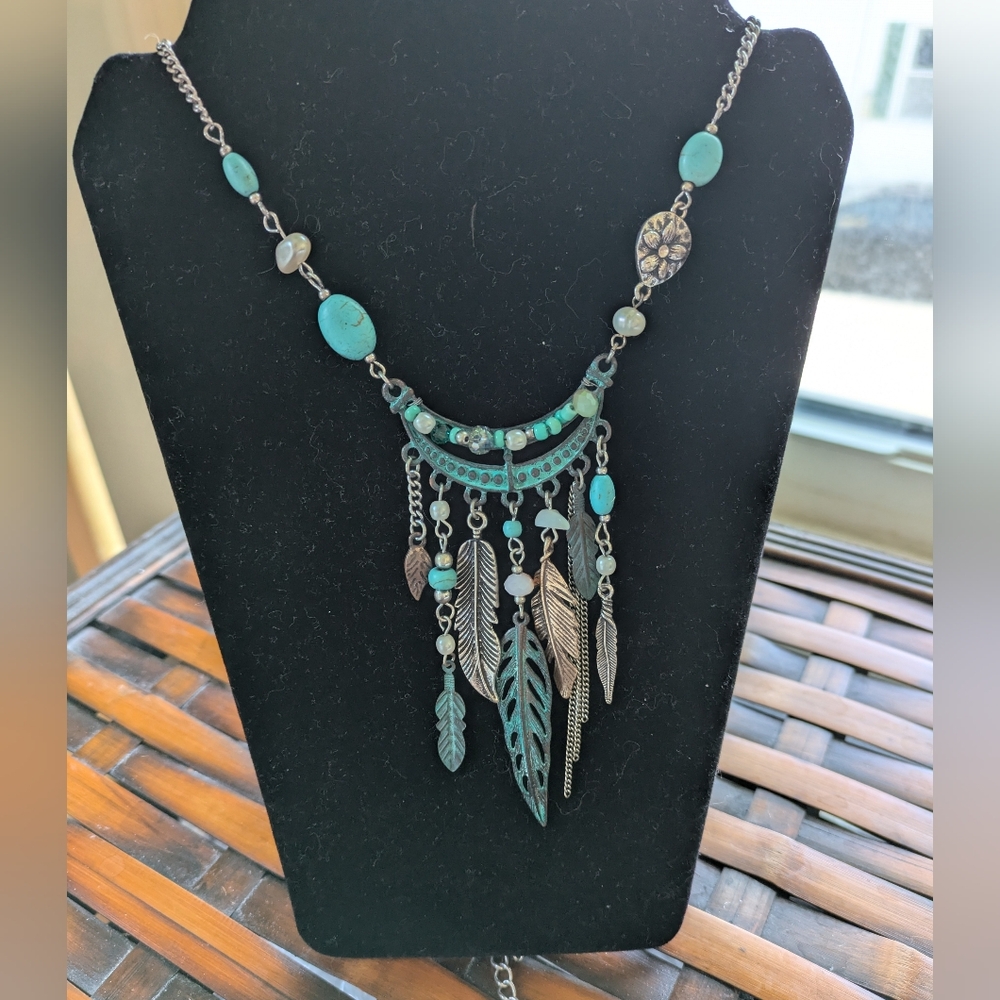 Boho Feather Turquoise Bead Necklace